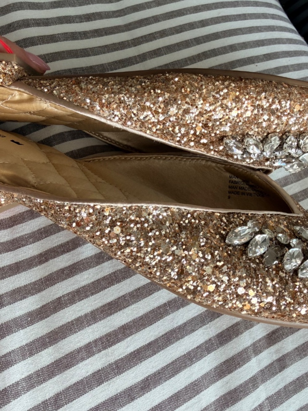 Birdies Rhinestone Point Flats - Picture 5 of 7